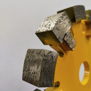 Dauerhaftes Diamant-Biesen-Punkt-Blatt mit schützen Zähne für das extreme harte konkrete Reiben